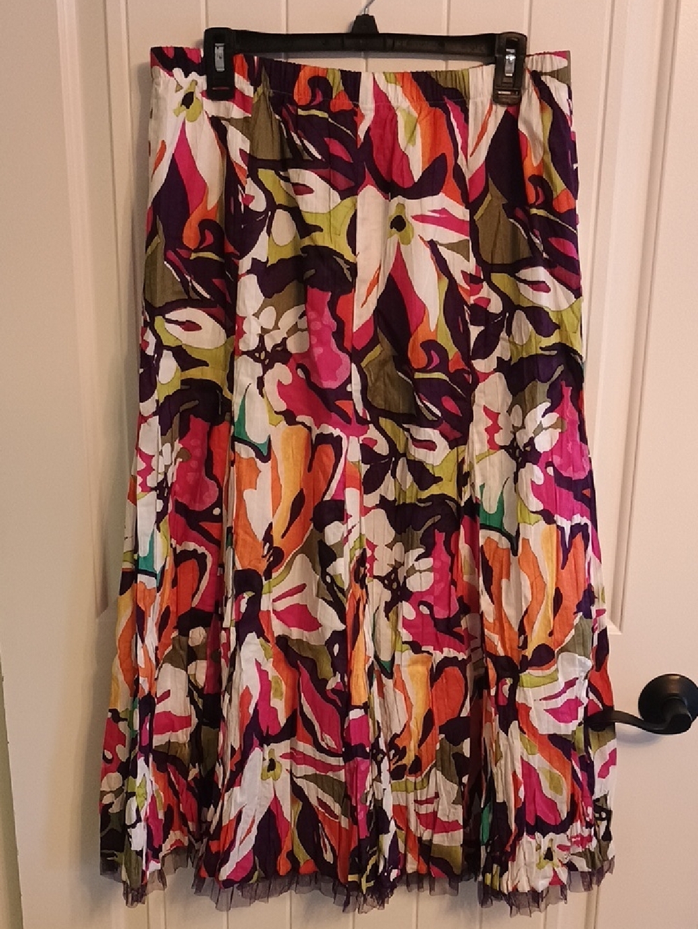 Woman's M Peter Nygard Multicolor Floral Maxi Skirt, Elastic Waistband